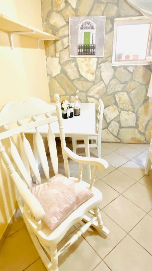 Colorful And Happy Apartment Sukosan - With Parking Exterior foto